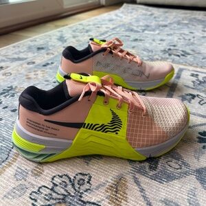 Nike Metcon 8 Arctic Orange Volt Women's Size 8